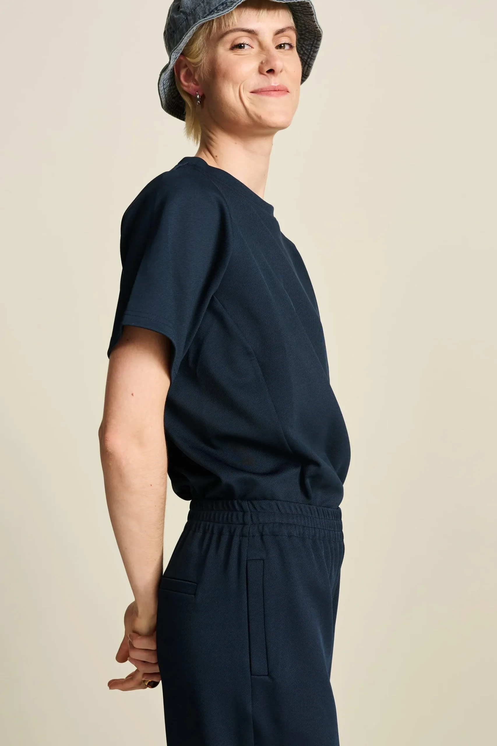 TOP Nina Dark Navy