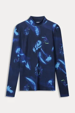 TURTLENECK Feathers And Florals